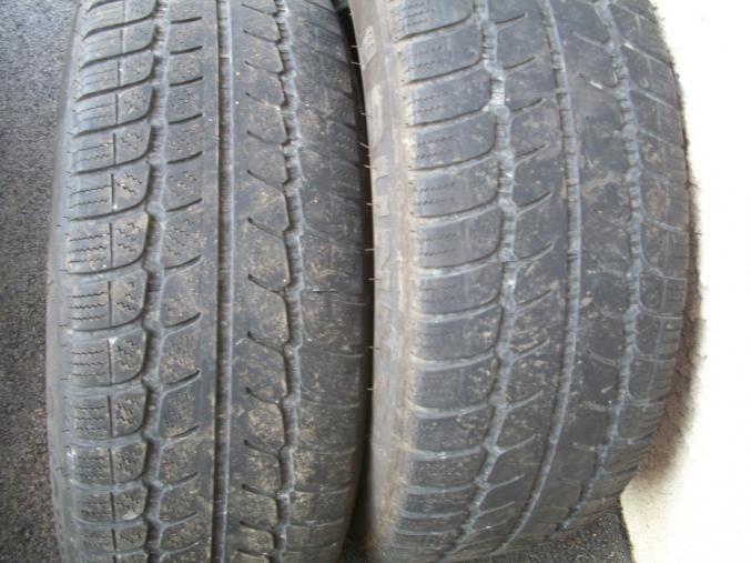 Pneus 215/60R16 pour 3008