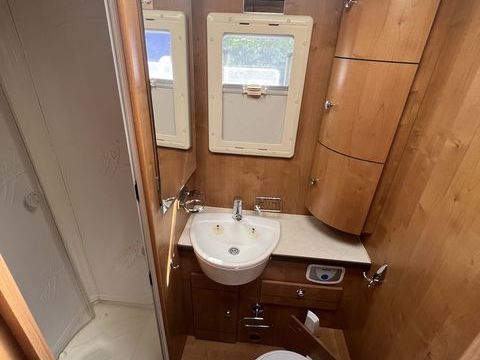 Camping car rapido 7083