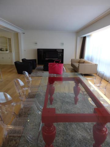 Bel appartement meublé