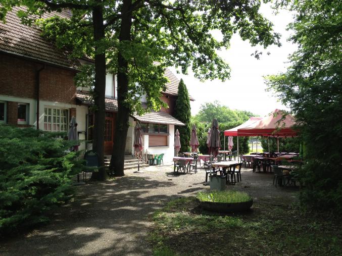 Structure equestre restaurant logement …