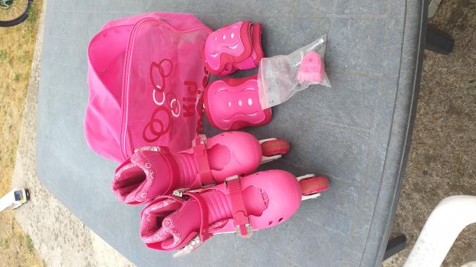 Roller fille rose 