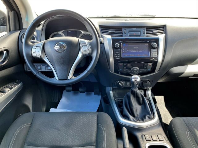 Nissan Navara NP300 2.3dCi 4x4° DAB° SHZ° Navi° 360°