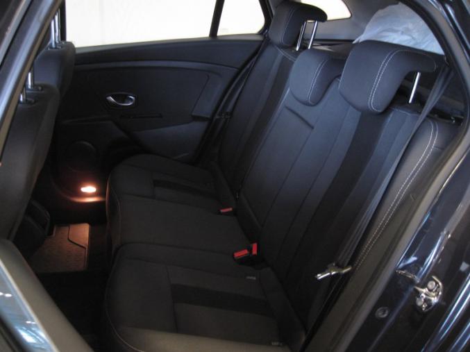 Renault Megane iii coupe 1.9 dci 130 dynamique