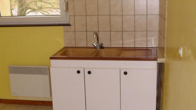 Appartement f1 spacieux libre