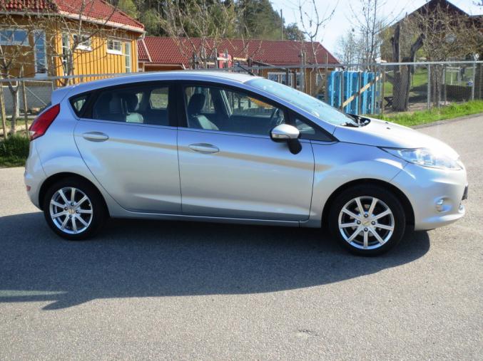 Ford focus en bon etat annee 2009