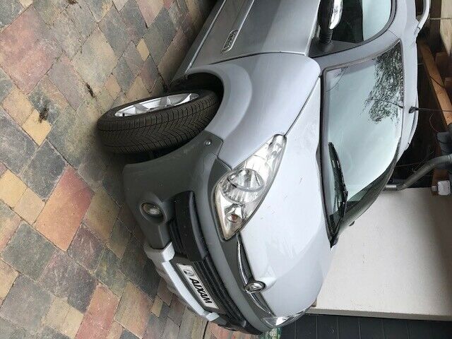 Aixam argenté 2013  sans frais à céder