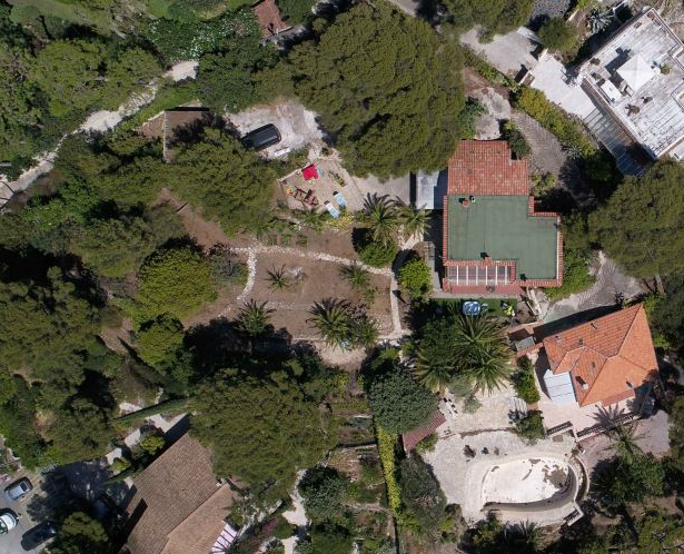 Terrain à bâtir de 2600m² dans un emplacement de choix