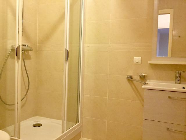 Jolie studio lumieux sur paris