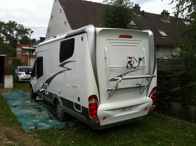 CC profilé Hobby Van Exclusive L T500GESC sur Ford Transit