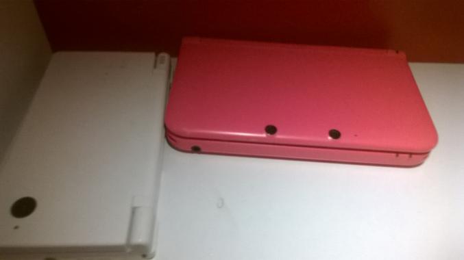3ds+2ds+jeux et chargeur inclus