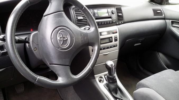Toyota Corolla diesel presque neuf 
