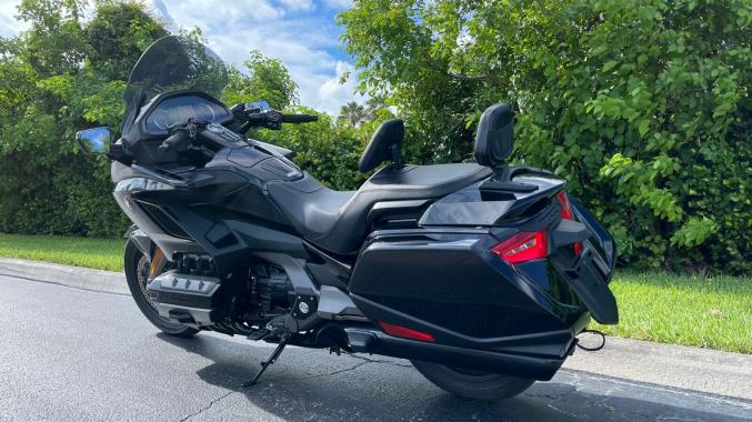Honda Gold Wing GL1800 DCT Automatique Édition Noire