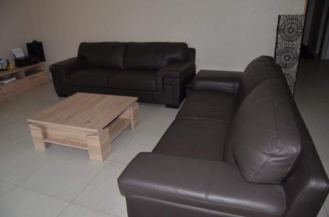 Canapé 3 places NEUF cuir de vachette Chocolat