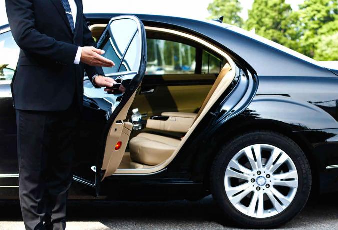 RECHERCHE CHAUFFEUR PRIVE HOMME OU FEMME URGENT 