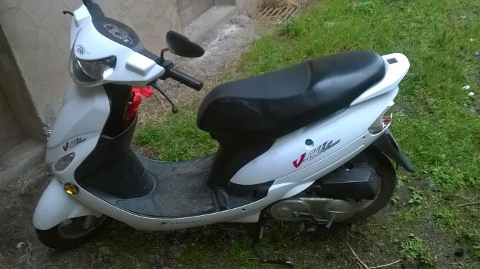 Scooter peugeot vclic blanc