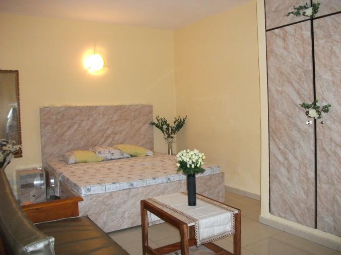 STUDIO DE VACANCES MEUBLE- ABIDJAN