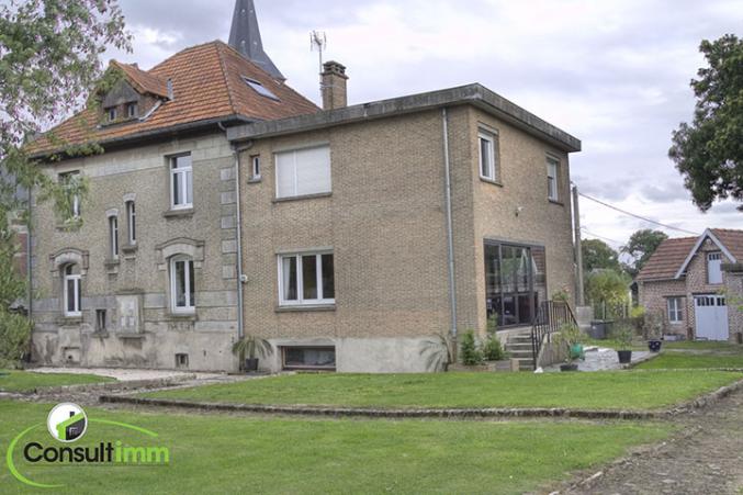 Belle maison de 250 m² à Frémicourt (62)