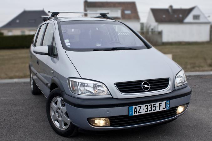 Opel Zafira 2.0DI 16V contrôle technique ok
