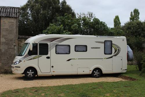 CAMPING CAR FLEURETTE