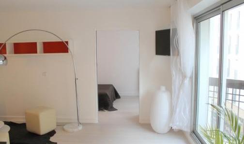 F2 pièce(s) 1 chambre(s) Rue Malar à Paris 7ème 