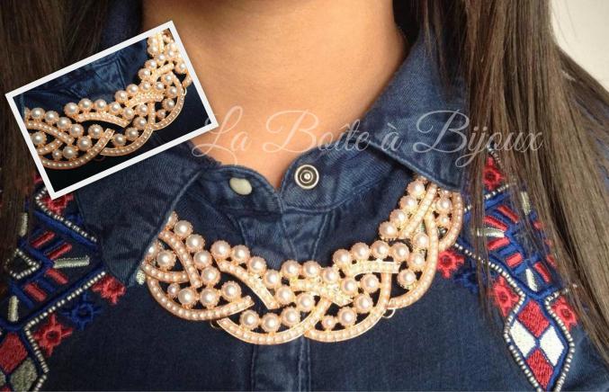 Bijoux ( colliers , boucles d'oreilles ..)