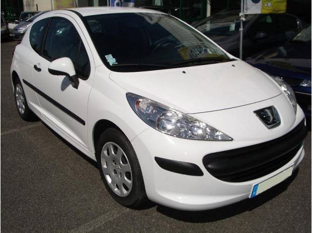 PEUGEOT 207