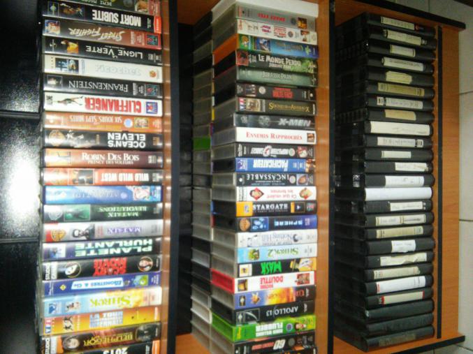 225 cassettes videos