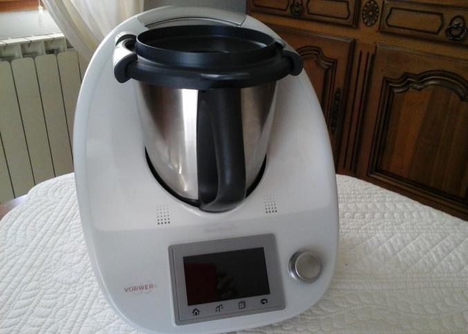 Robot thermomix