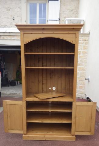 Meuble télé avec plateau tournant