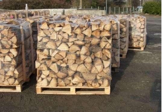 Bois de chauffage très sec prêt pour l'usage