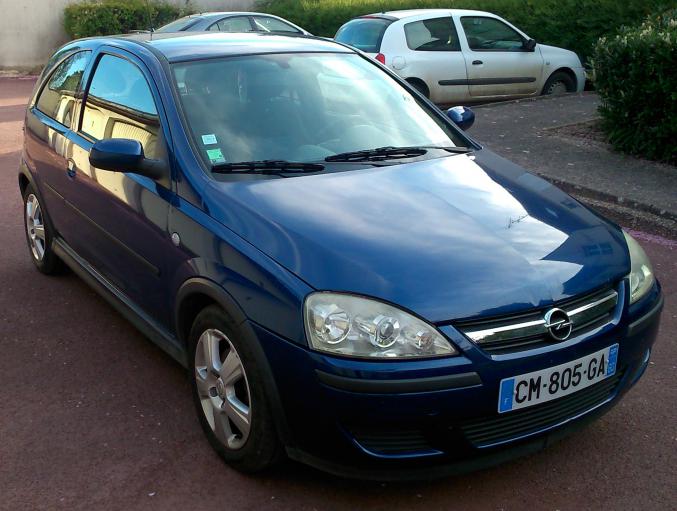 Vend ou échange OPEL CORSA 1.3CDTI 105000KM ANNEE 2004