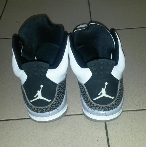 Air Jordan 3 Retro