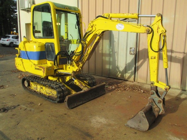 Mini pelle Yanmar B22.2A + 3Godets