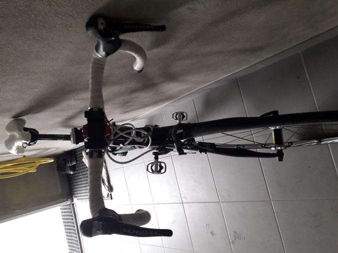 VENDS VELO DE COURSE WOMEN