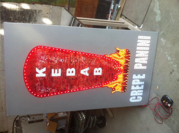 Façade enseigne led