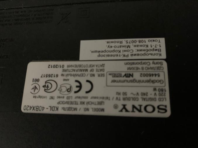 TV Sony Bravia + enceintes TV LogitecH