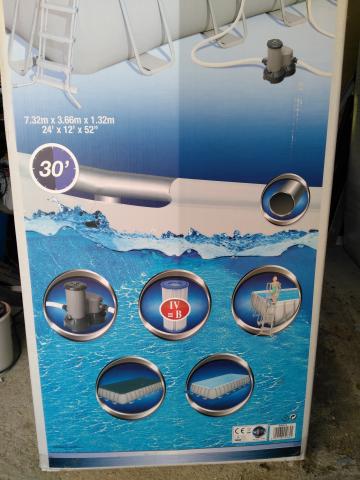 Piscine hors sol tubulaire neuve 