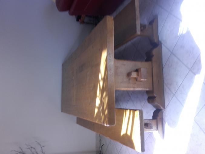 Table et bancs
