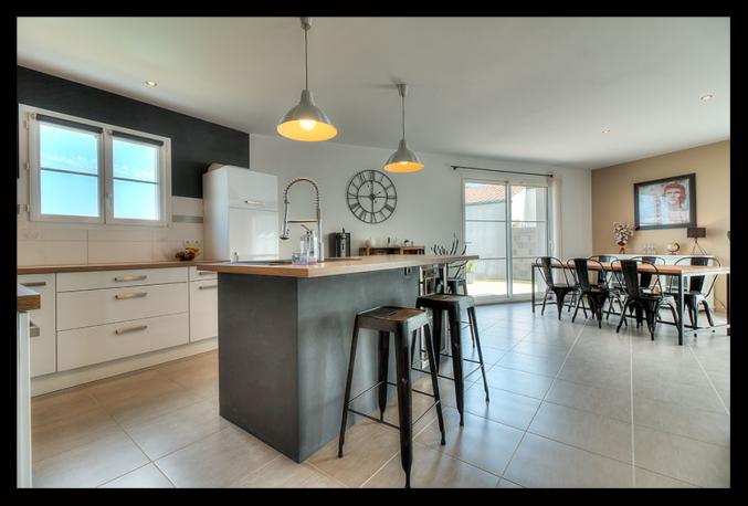 Plain-pied récent 3 chb, parfait état, vue dégagée