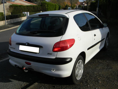 Peugeot 206 1.9 Diesel XR Presence avec attelage