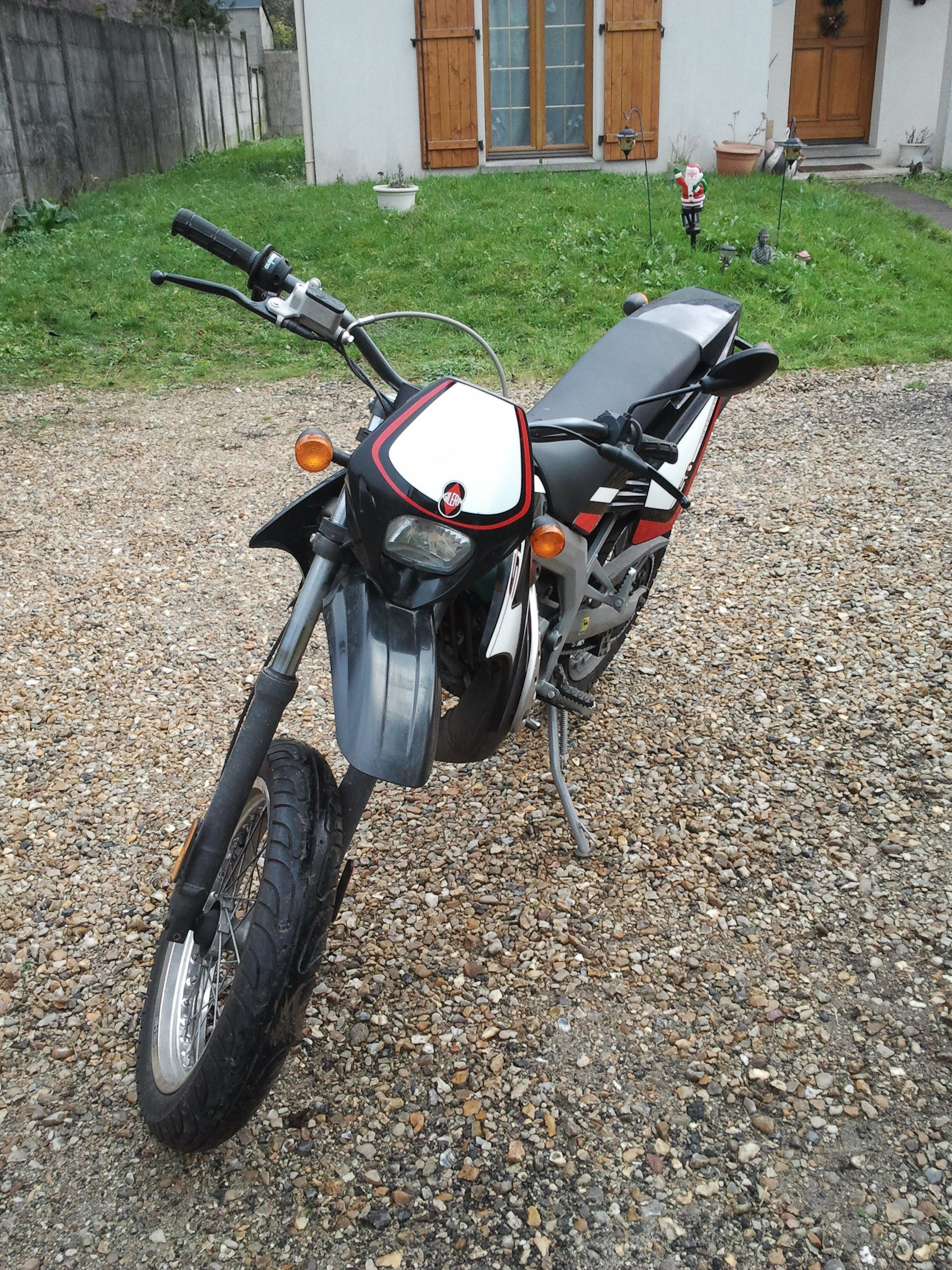 Moto gilera smt 50 cm3