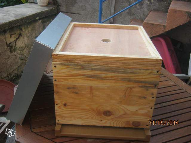 Apiculture ruche dadant