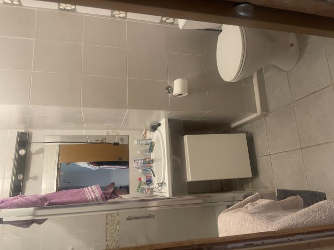 Saisonnière juillet à octobre 