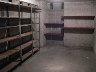 Garage fermé en sous sol sécurisé au Rond point du Prado