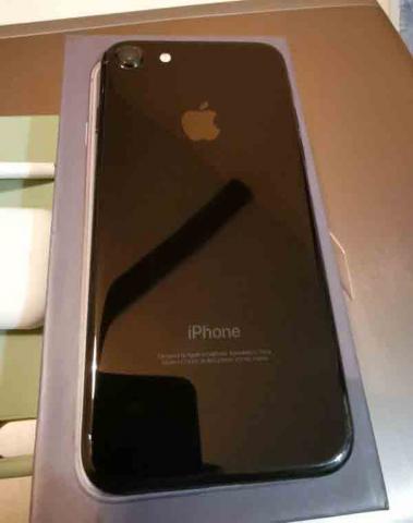 IPhone 7 32 Go (Noir de Jais)