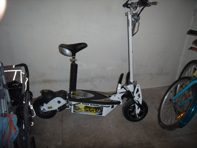 Scooter, trottinnette électrique