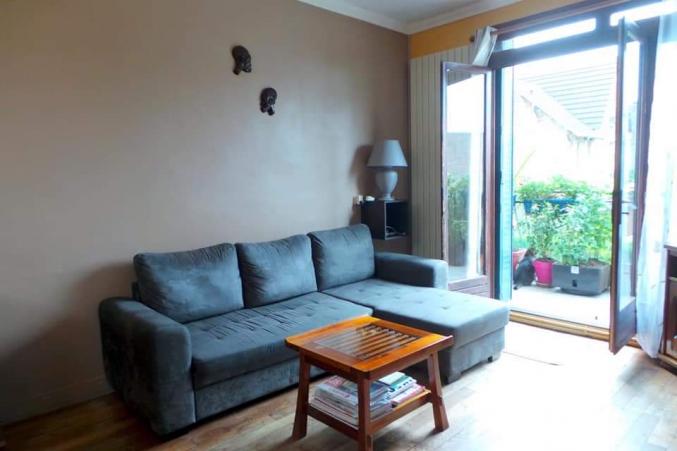 F 3 A TAVERNY,179 000 Euros,charges 55 euros/mois  .À 3 MINUTES DE LA GARE À PIEDS