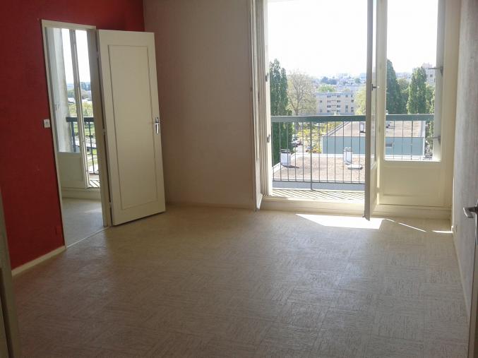 APPARTEMENT T3 FLEURY LES AUBRAIS