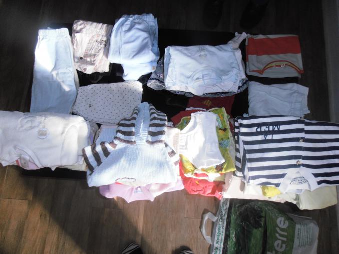 Lots d'habits bébé 