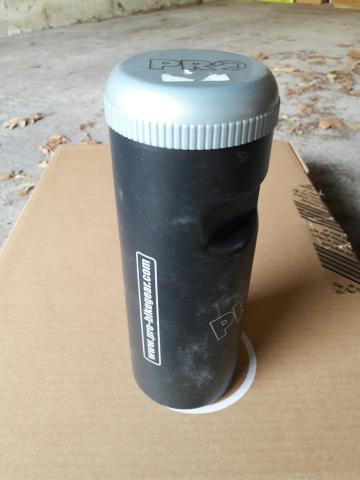 Bidon de velo pour outillage